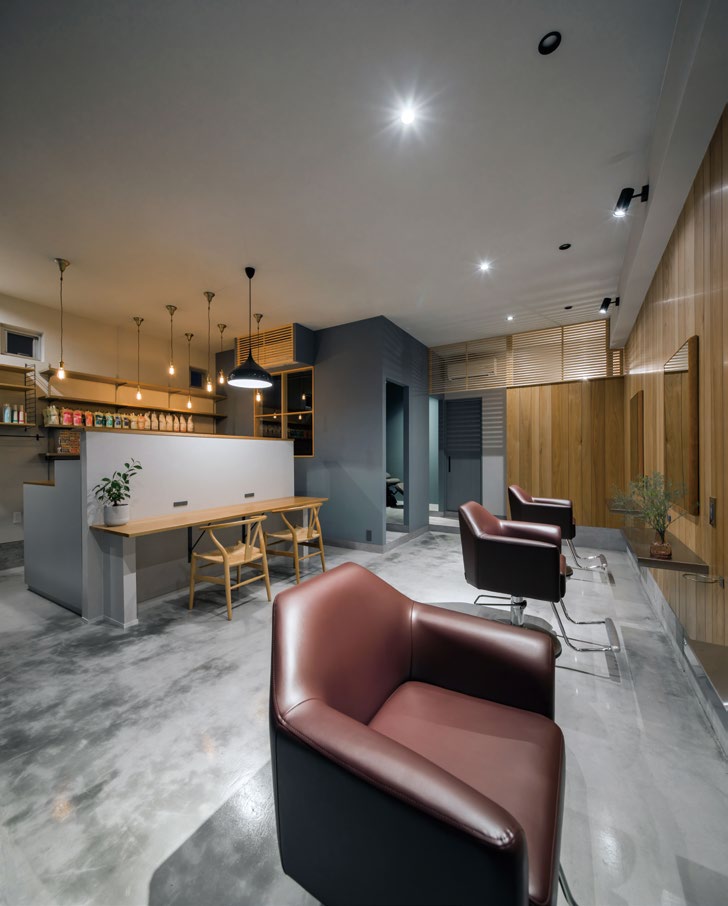 ケイゾースリー