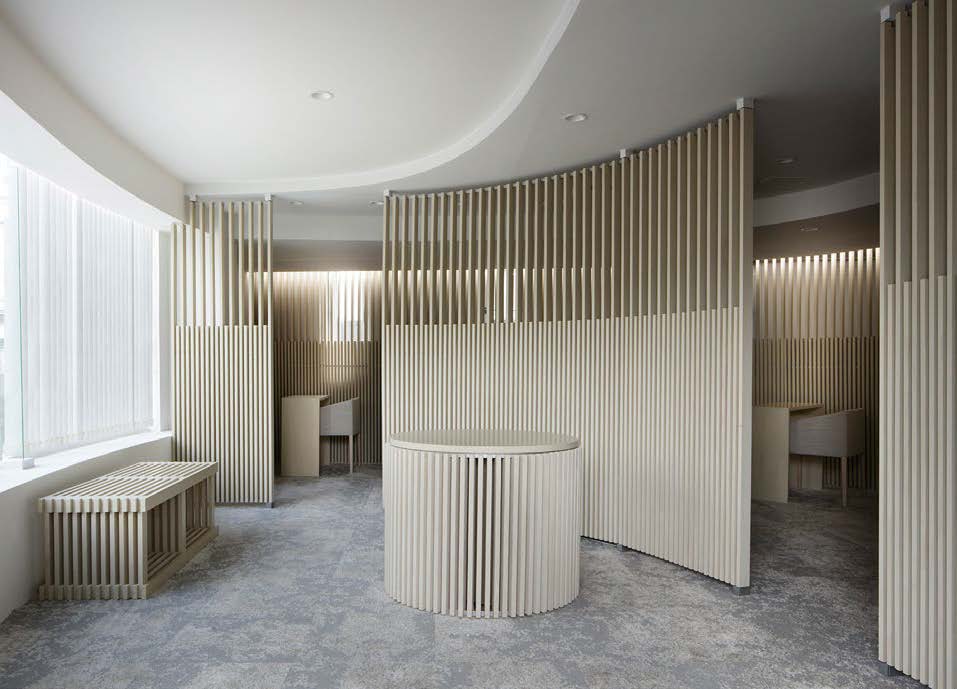 エムワンネイル