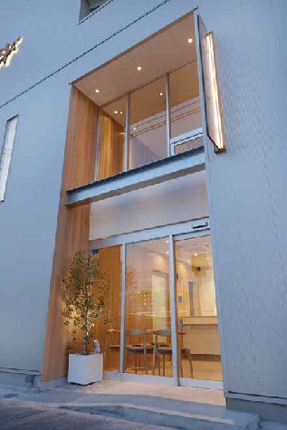 ひげたおとなこども歯科