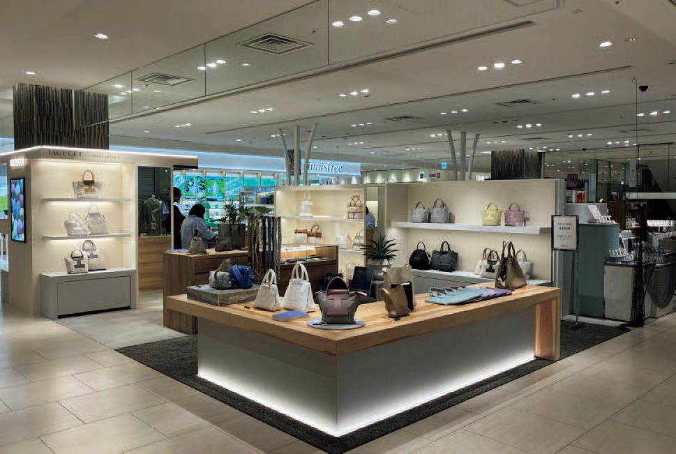 IACUCCI 名古屋タカシマヤゲートタワーモール店