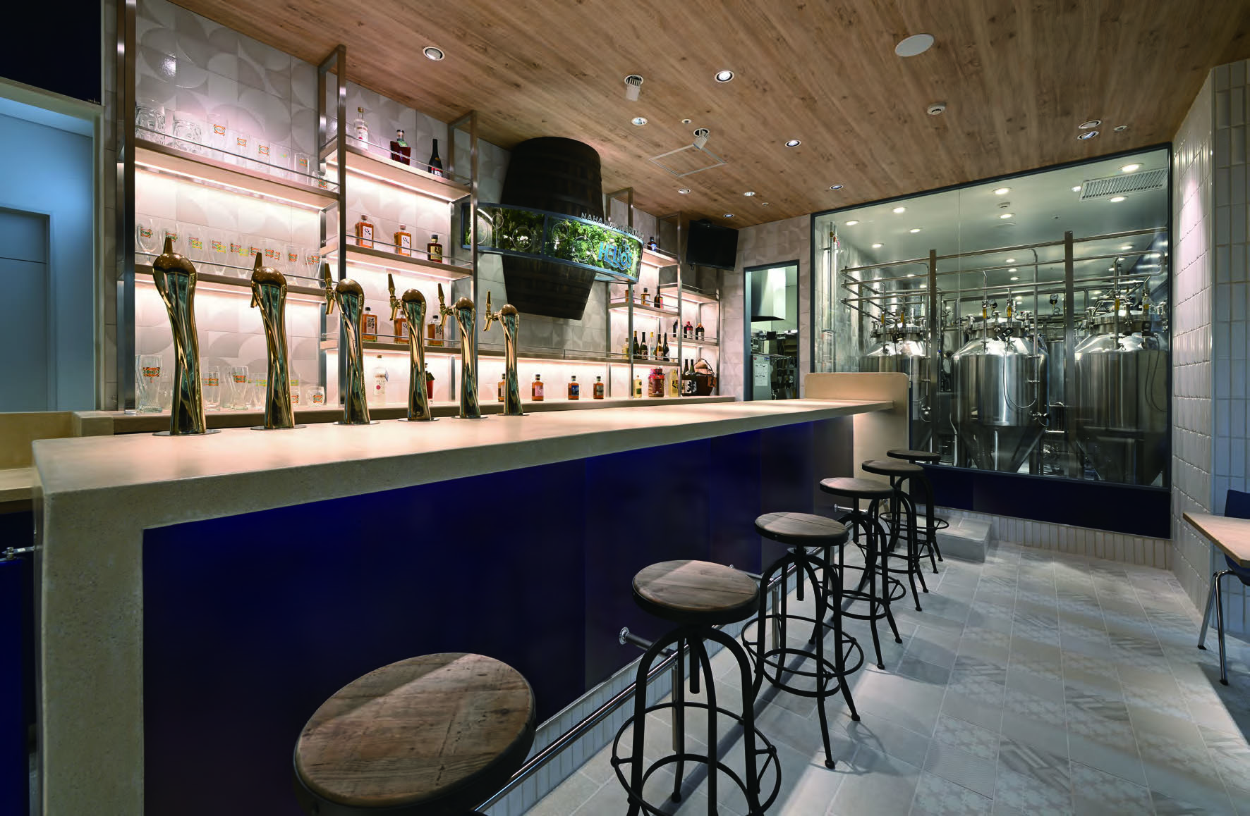 HELIOS NAHA airport Brewery