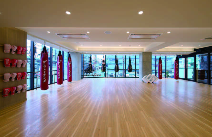 Total Beauty Studio GRAND-SQUARE 神宮前