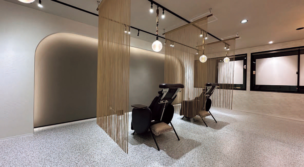 NAIL SALON belle rouge