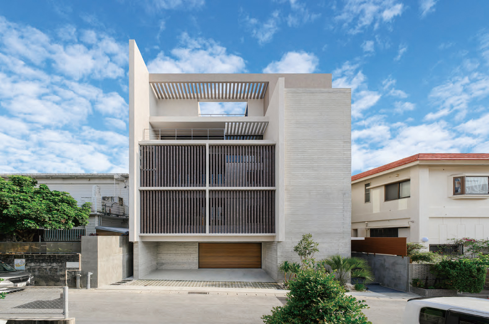 泉崎の共同住宅