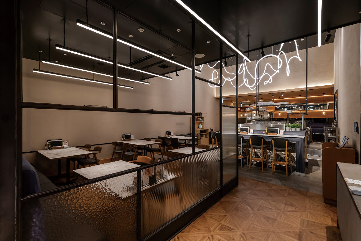 8TH SEA OYSTER Bar （エイス シー オイスターバー）