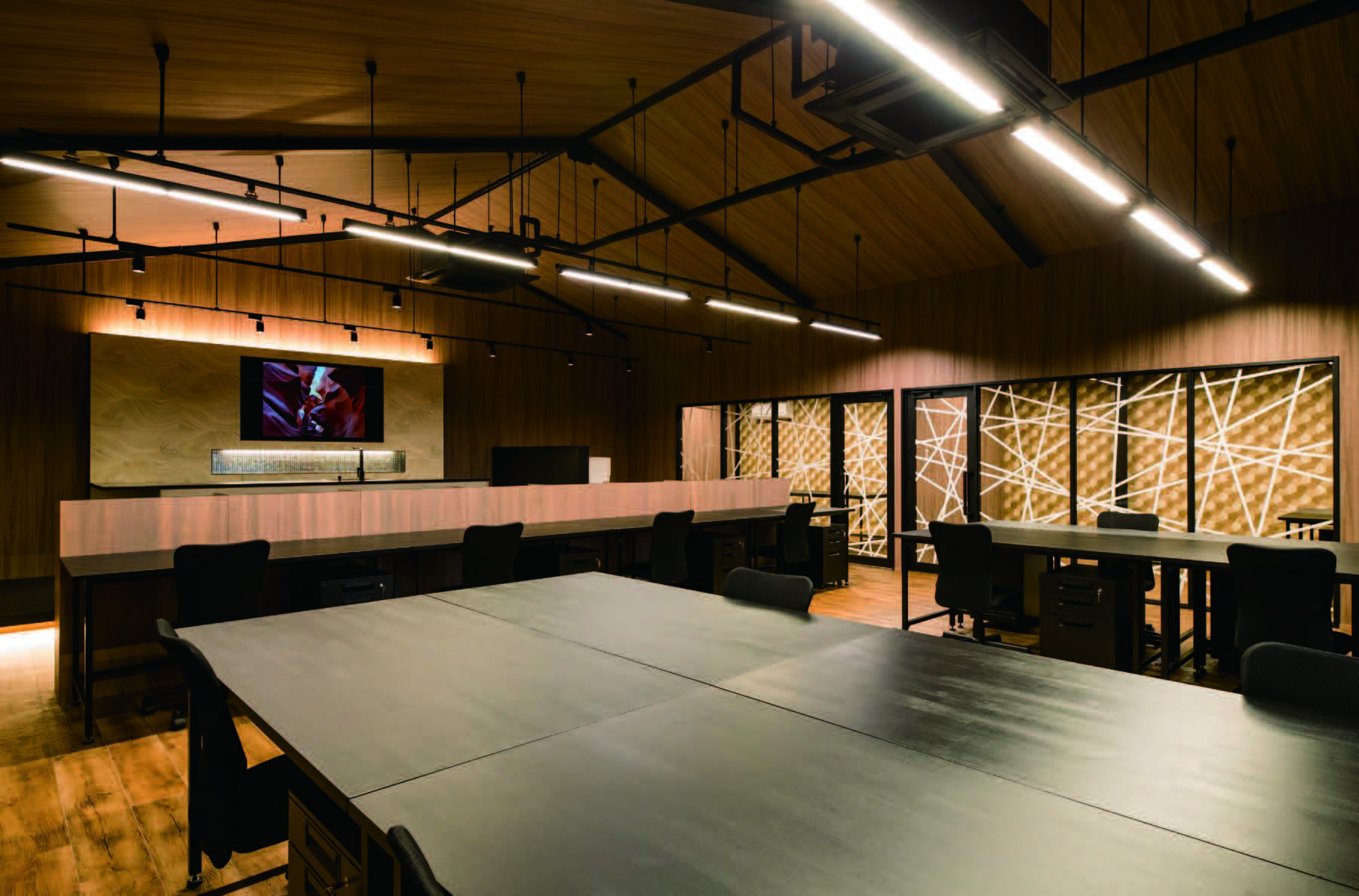 株式会社 東名技研　製造工場兼オフィス